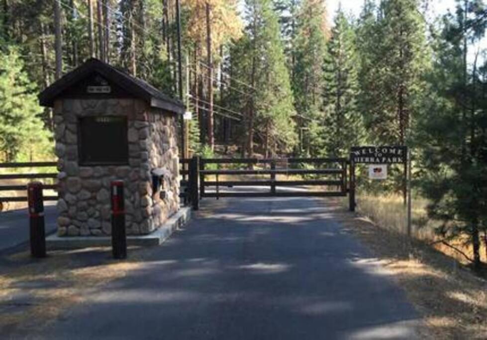 הוילה Long Barn Pinecrest A-Frame Family Fun Near Dodge Ridge מראה חיצוני תמונה